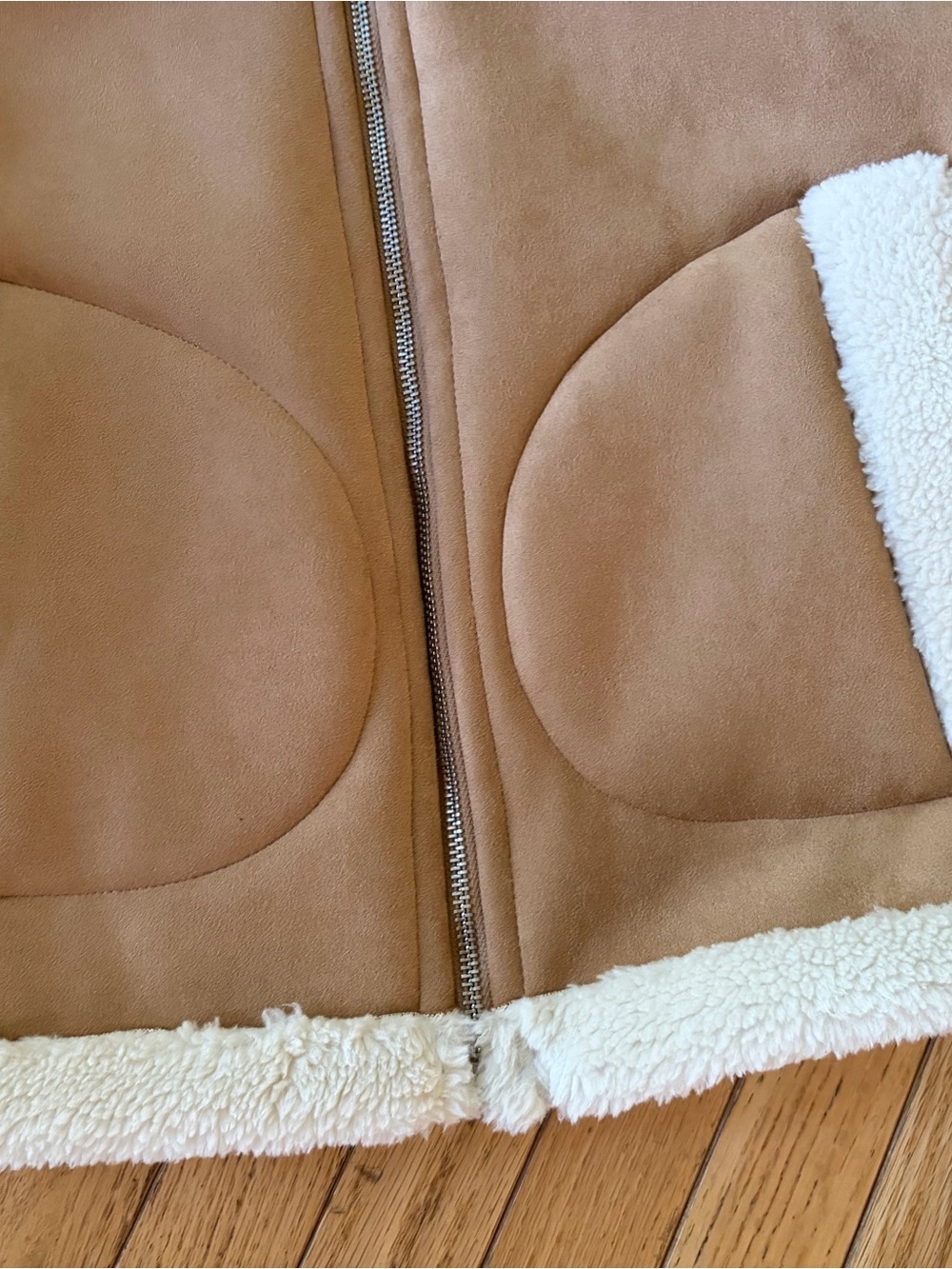 GAP Tan Jacket with Cream Sherpa Trim - Picture 3 of 9